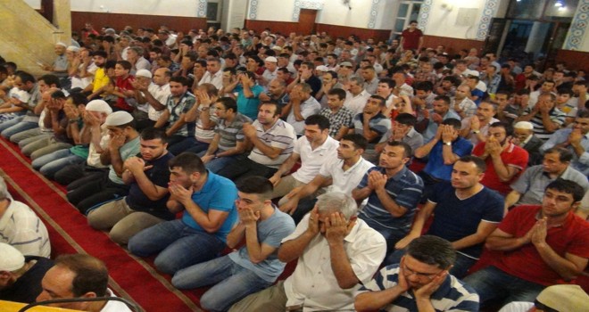 'Cemaat ve tarikatlar kapatılsın’ diyenlerin hedefi, ‘geriye doğruların kalması’ mıdır?