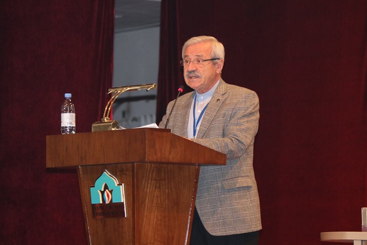 AHMED YESEVÎ'NİN DÖNÜŞÜ, AHMED YESEVÎ'YE DÖNÜŞ