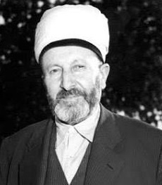 KUR'&Acirc;N-I KER&Icirc;M'E ADANMI� B�R &Ouml;M&Uuml;R