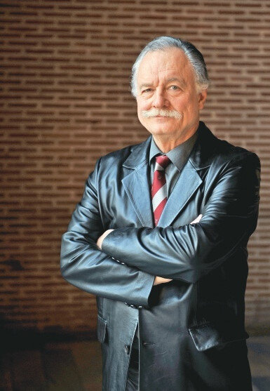 Teoman Dural: Çan en mütevaz filozofu
